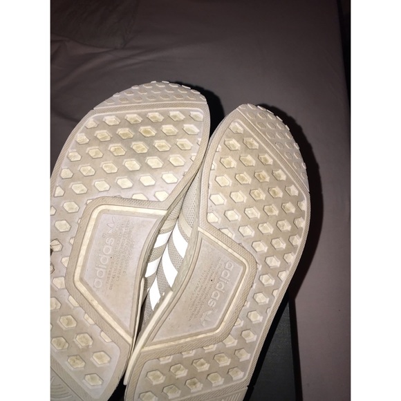 NMD_R1 ADIDAS TRIPPLE WHITE - Picture 7 of 8
